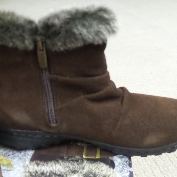 KHOMBU Boots LINDSEY All Weather Women Shoes Boots Booties Brown Size 9 - Picture 5 of 6